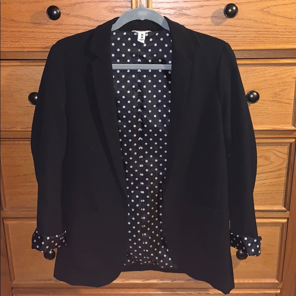 Super cute blazer with unique polka dot lining!!